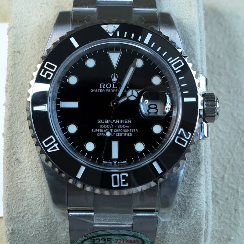 Alternative view of Submariner Date 41mm Black Dial Black Bezel 126610LN