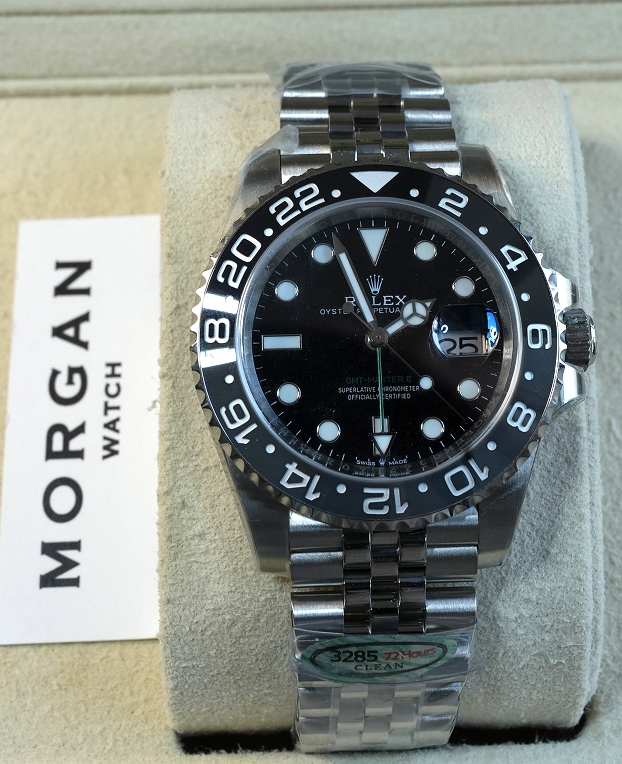 GMT-Master II Bruce Wayne 40mm Black Dial Black Bezel Jubilee Bracelet 126710GRNR - Image 3