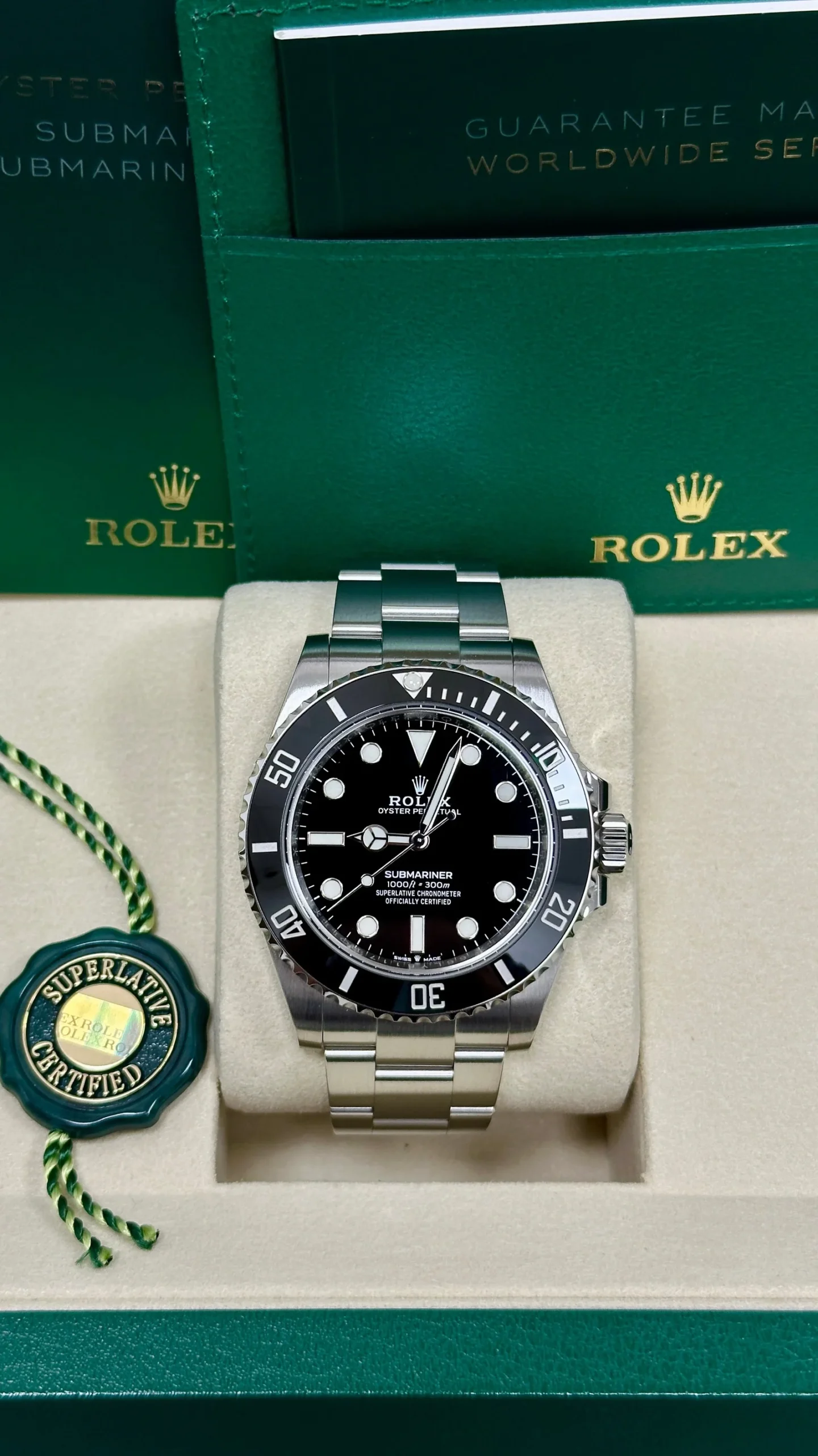 Submariner No Date 41mm Black Dial Black Bezel 124060 - Image 5