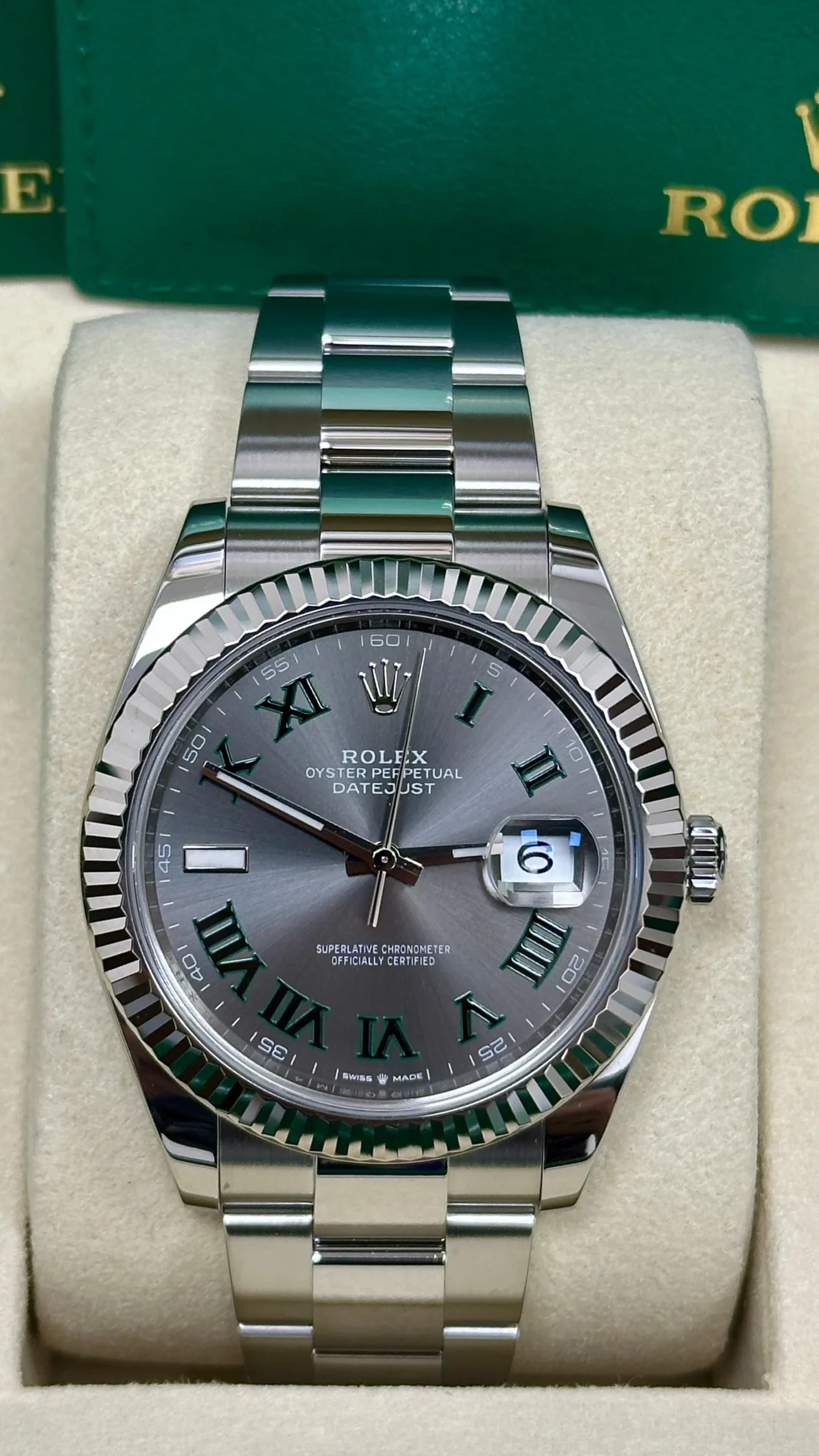 Datejust 41mm Wimbledon Slate and Green Roman Dial Fluted Bezel Oyster Bracelet 126334 - Image 2