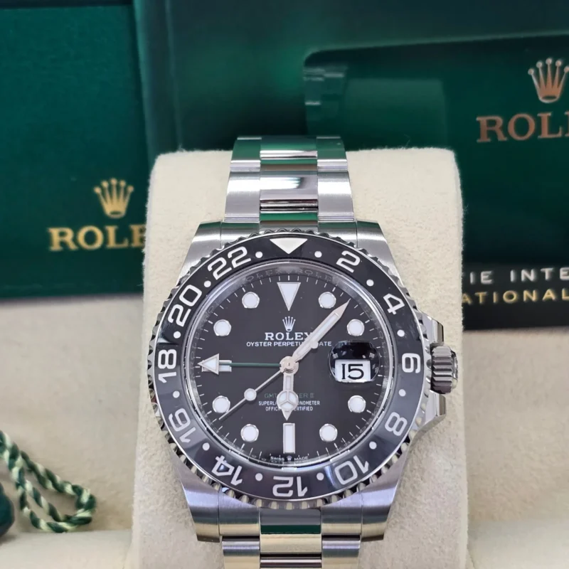 Alternative view of GMT-Master II Bruce Wayne 40mm Black Dial Black Bezel Oyster Bracelet 126710GRNR
