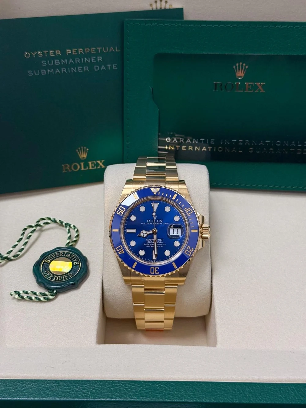Submariner Full Gold Bluesy 41mm Yellow Gold Blue Dial Blue Bezel 126618LB - Image 3