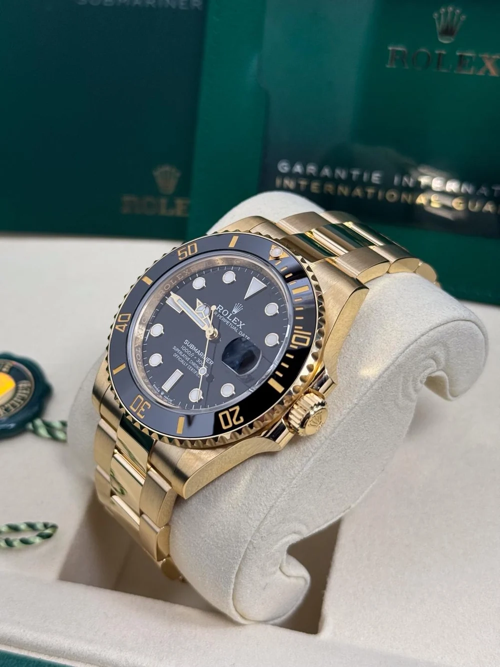 Submariner 41mm Yellow Gold Black Dial Black Bezel 126618LN - Image 5