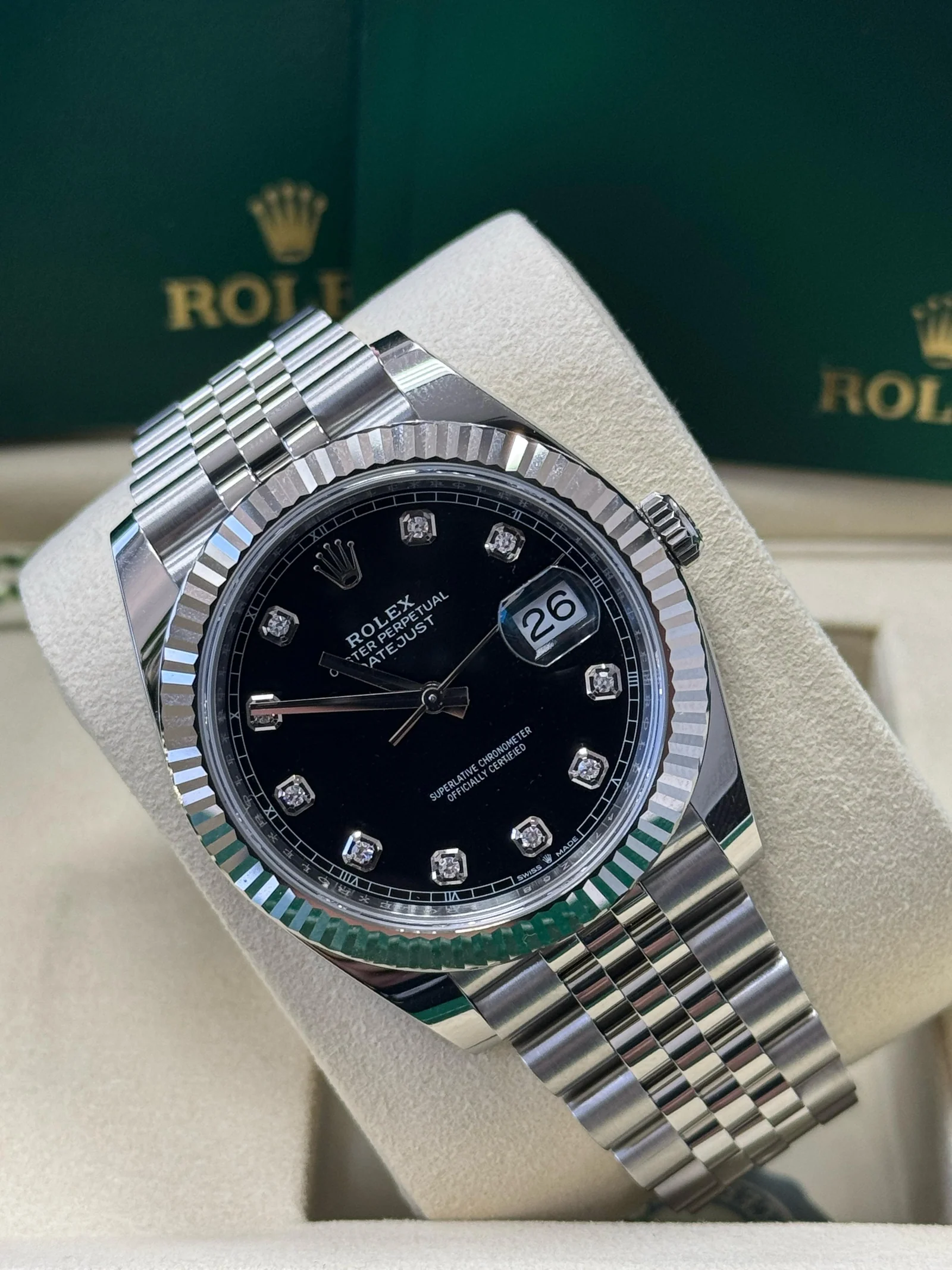 Datejust 41mm Black Diamond Dial Fluted Bezel Jubilee Bracelet 126334 - Image 3