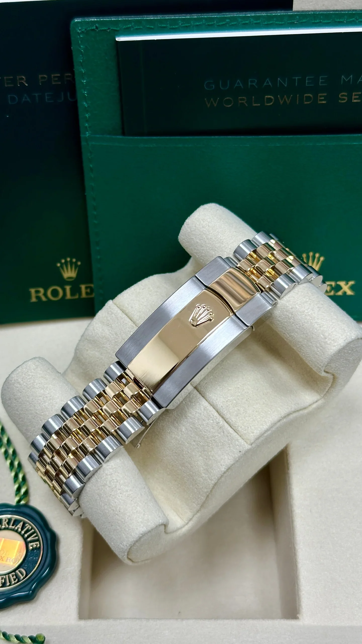 Datejust 41mm Two-Tone Yellow Gold Black Index Dial Fluted Bezel Jubilee Bracelet 126333 - Image 4